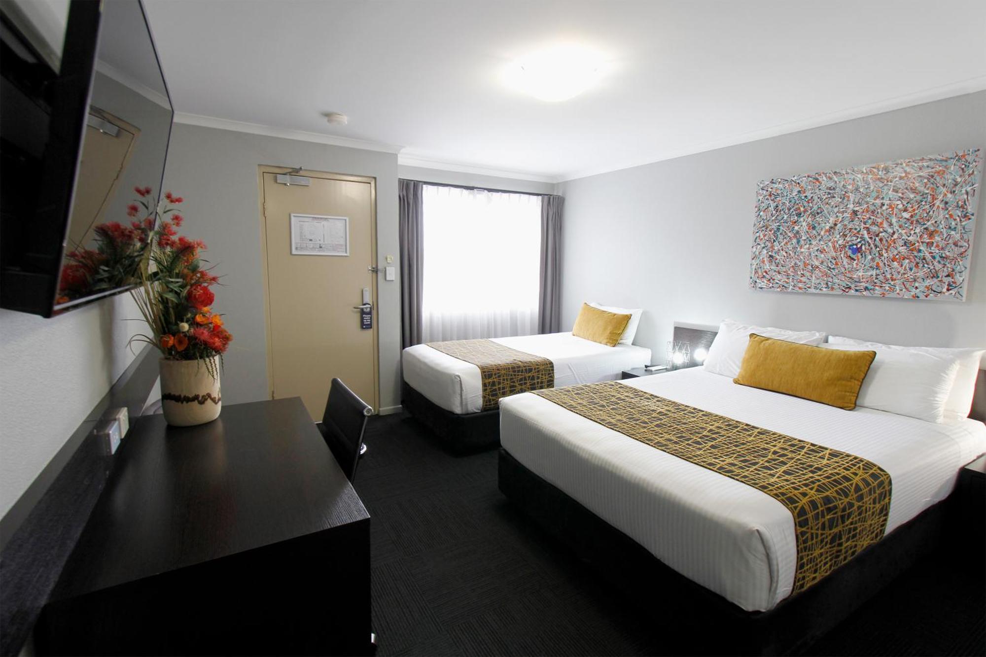 The Stirling Motel 4*