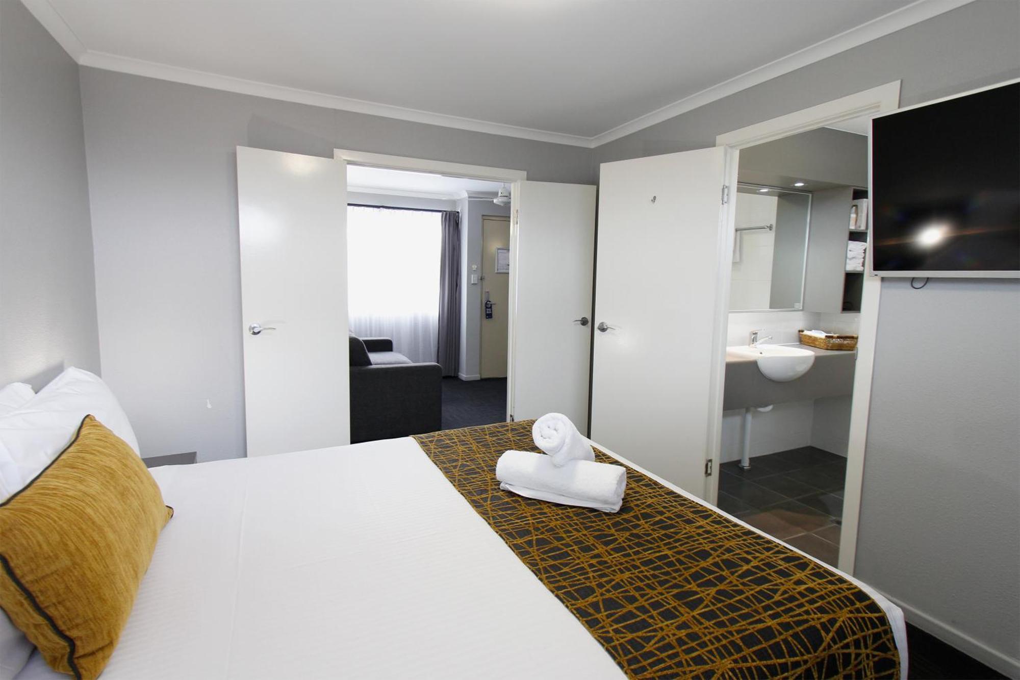 The Stirling 4* Rockhampton